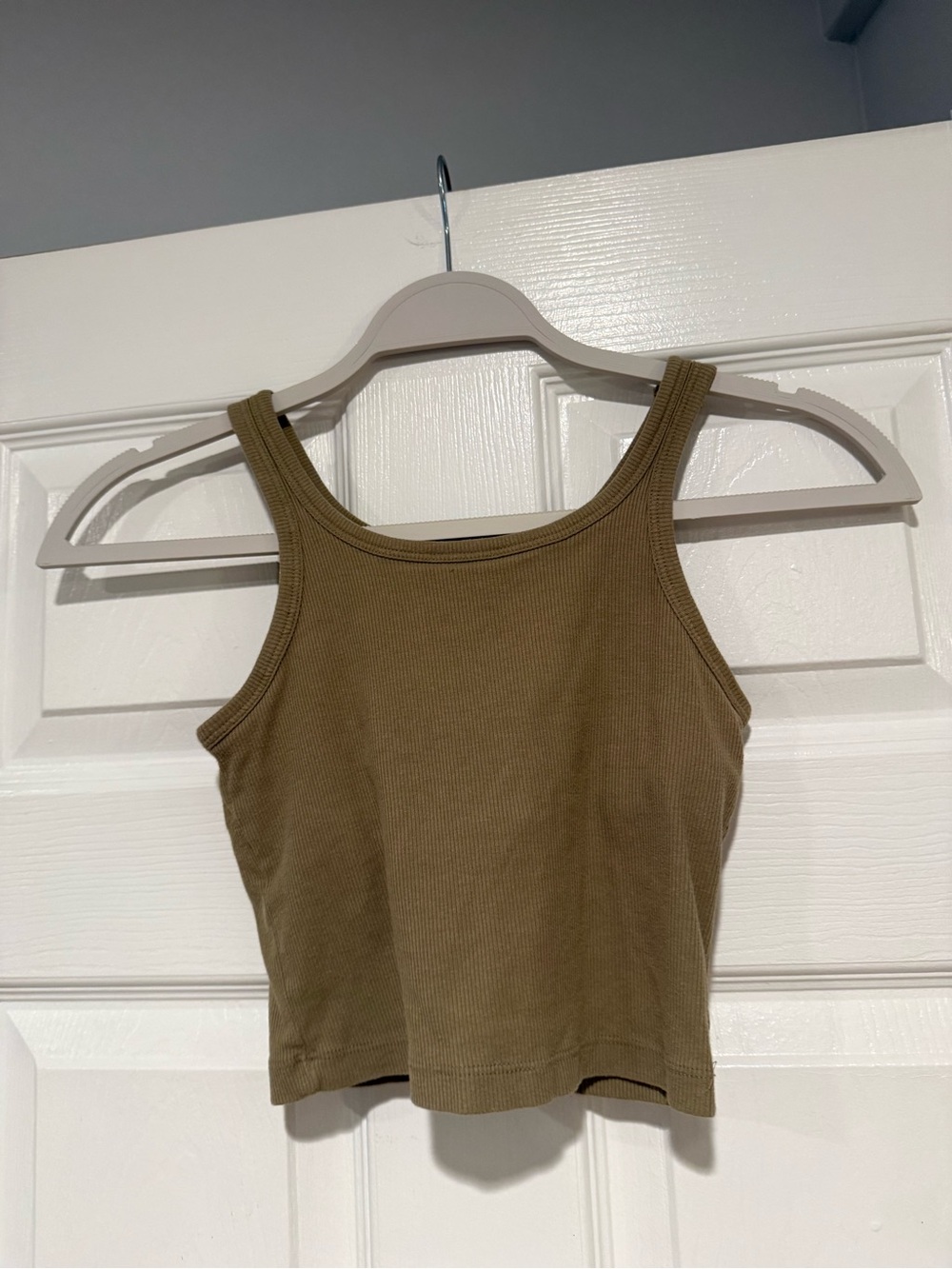 PINK Ribbed Tank Crop Top - Olive